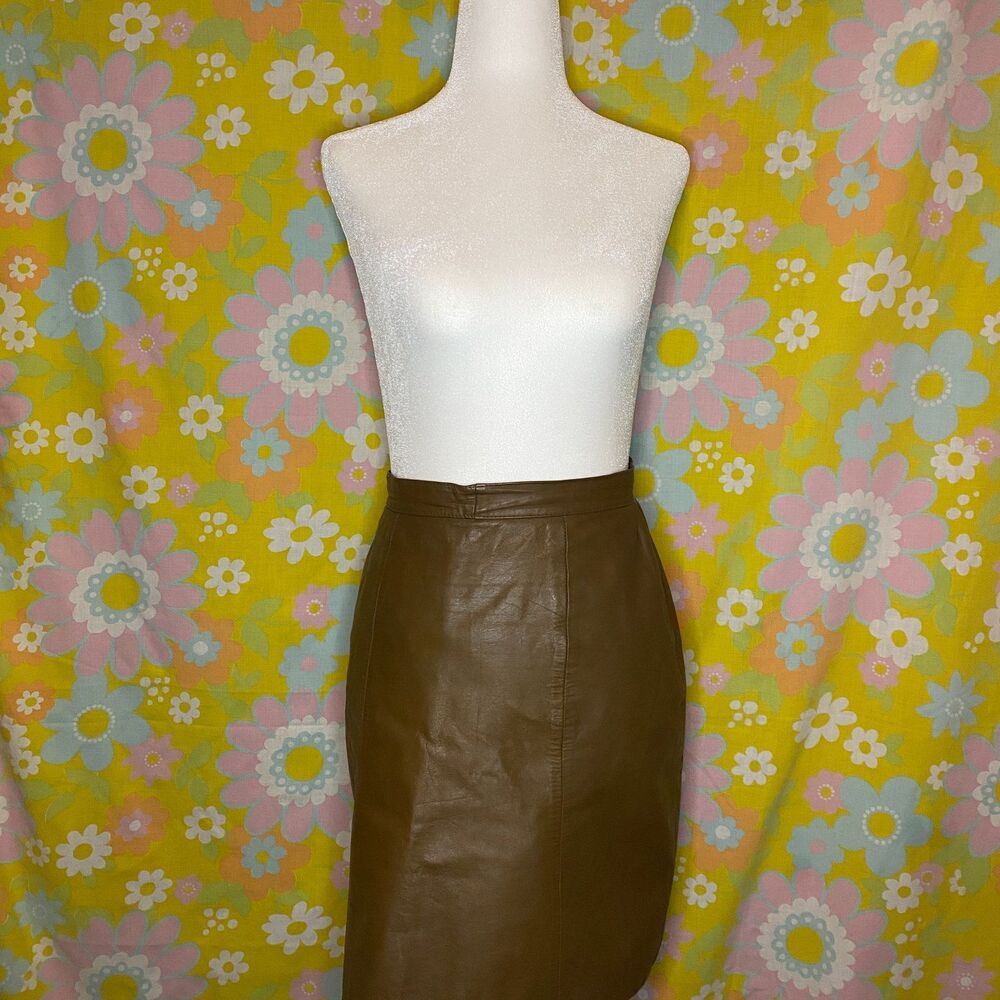 Vintage Small Brown Leather 70s Skirt